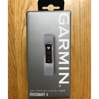 ガーミン(GARMIN)の★新品 未使用 ★ garmin  vivosmart4  (腕時計(デジタル))