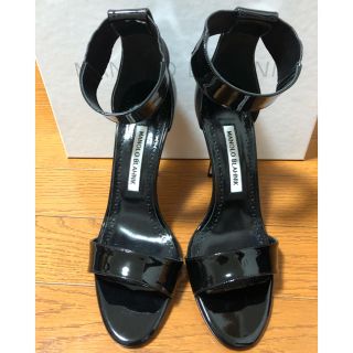 マノロブラニク(MANOLO BLAHNIK)の【新品未使用】マノロブラニク サンダル　ブラック(サンダル)