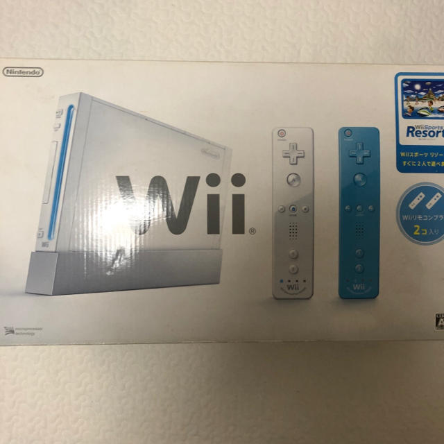 Wii(ウィー)のWii 本体セット　箱あり エンタメ/ホビーのゲームソフト/ゲーム機本体(家庭用ゲーム機本体)の商品写真