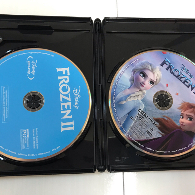 アナと雪の女王2 4Kuhd/Blu-ray 海外版　中古　4Kのみに日本語 エンタメ/ホビーのDVD/ブルーレイ(アニメ)の商品写真