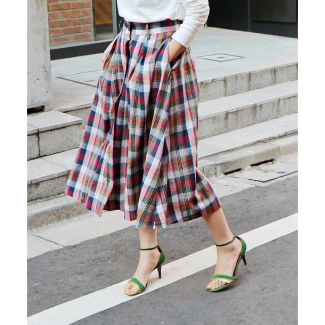IENA(イエナ)のIENA LA BOUCLE インドマドラスチェック 前開きスカート レディースのスカート(ロングスカート)の商品写真