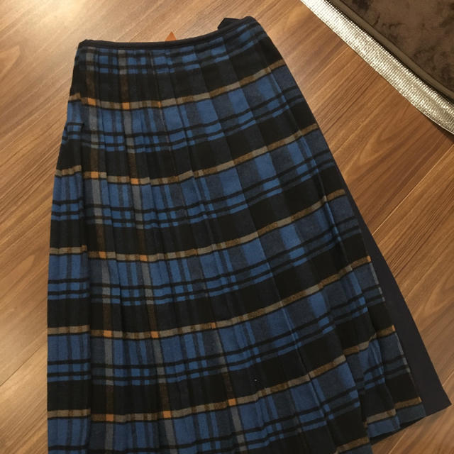 AS KNOW AS(アズノウアズ)のアズノウアズのクラシックプリーツ巻きスカート レディースのスカート(ロングスカート)の商品写真