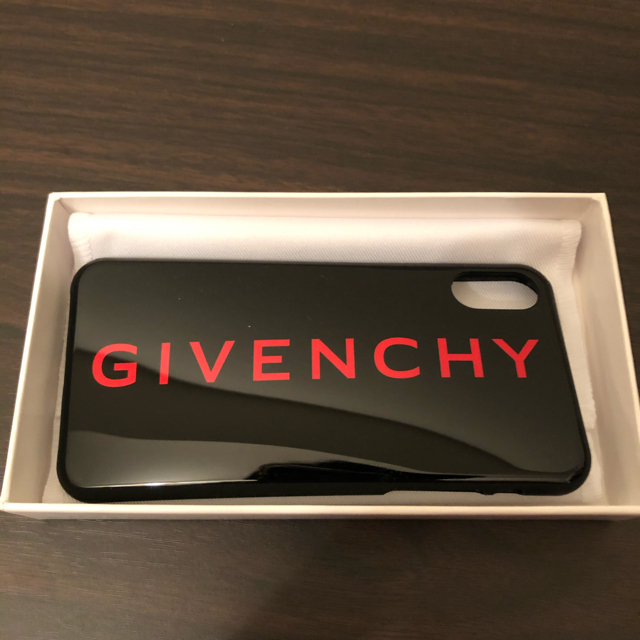 GIVENCHY(ジバンシィ)の◇新品未使用◇ジバンシー iPhoneケース スマホ/家電/カメラのスマホアクセサリー(iPhoneケース)の商品写真