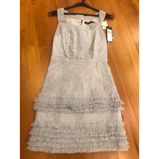 ビーシービージーマックスアズリア(BCBGMAXAZRIA)の大特価新品♡ BCBGMAXAZRIA♡ドレスワンピース(ひざ丈ワンピース)