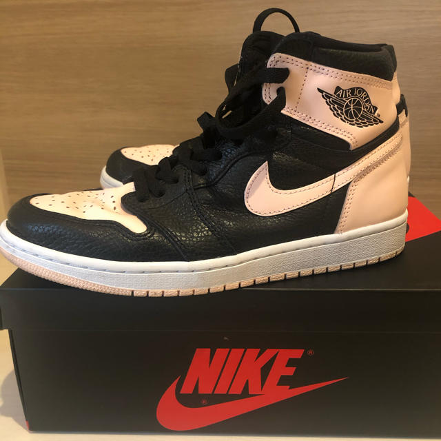 NIKE(ナイキ)のAIR JORDAN 1 RETRO HIGH OG Crimson tint メンズの靴/シューズ(スニーカー)の商品写真