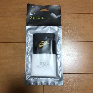 ナイキ(NIKE)の☆NIKE ナイキ リストバンド　メンズ、レディース(バングル/リストバンド)