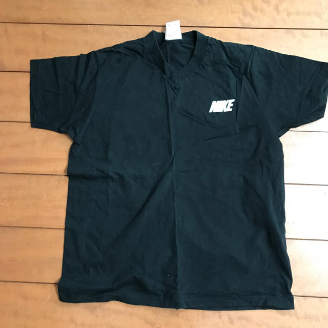 NIKE(ナイキ)のナイキTシャツ160 キッズ/ベビー/マタニティのキッズ服男の子用(90cm~)(Tシャツ/カットソー)の商品写真