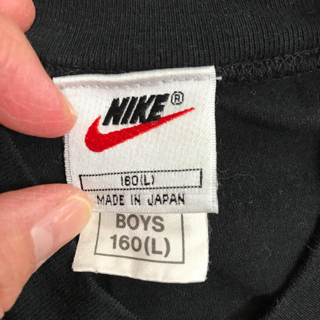 NIKE(ナイキ)のナイキTシャツ160 キッズ/ベビー/マタニティのキッズ服男の子用(90cm~)(Tシャツ/カットソー)の商品写真