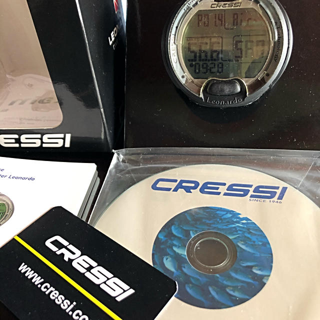 CRESSI-SUB(クレッシーサブ)のダイブコンピュータ　LEONARDO スポーツ/アウトドアのスポーツ/アウトドア その他(マリン/スイミング)の商品写真