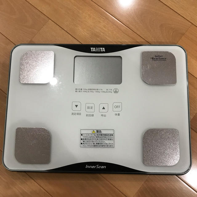 TANITA(タニタ)の体重計　タニタ スマホ/家電/カメラの生活家電(体重計)の商品写真