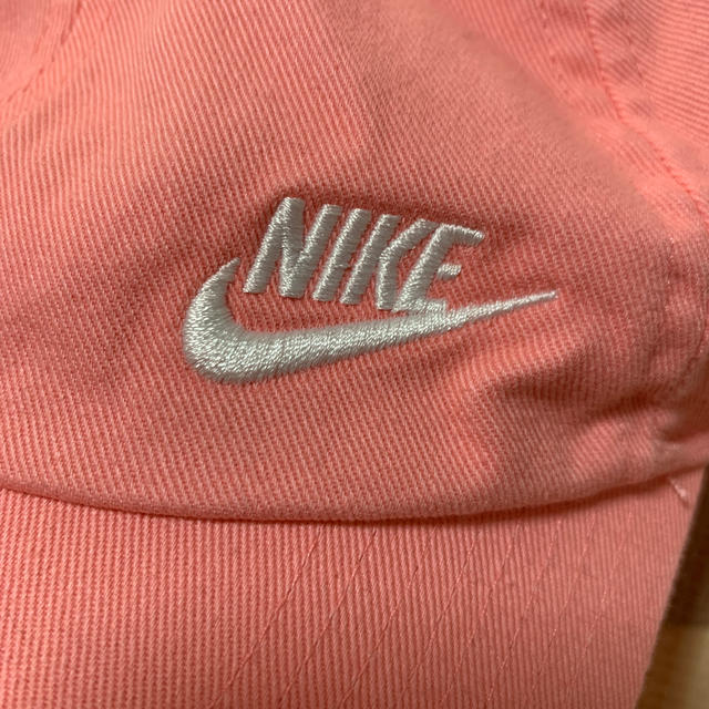 NIKE(ナイキ)のNIKE ピンクキャップ レディースの帽子(キャップ)の商品写真