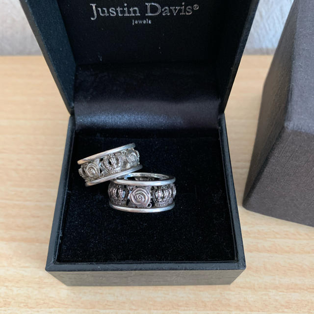Justin Davis(ジャスティンデイビス)のかずき様専用　ジャスティン　マイラブリング　いぶしのみ箱付き メンズのアクセサリー(リング(指輪))の商品写真