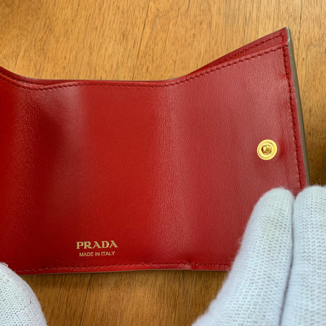 極美品】プラダ ミニ財布 | settannimacchineagricole.it