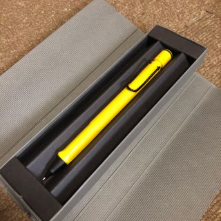 ラミー(LAMY)の【廃盤】LAMY シャーペン　イエロー(ペン/マーカー)