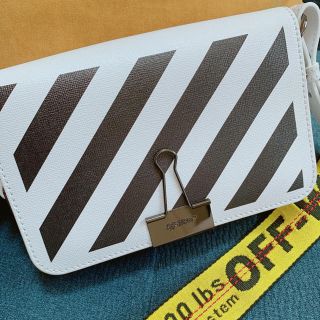 オフホワイト(OFF-WHITE)のオフホワイト　ショルダーバッグ(ショルダーバッグ)