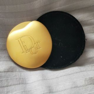 ディオール(Dior)の【新品】ノベルティコンパクトミラー(ミラー)