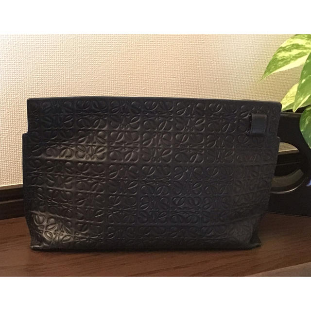 ♡極美品♡ LOEWE ロゴデザイン レザーポーチ D96 - ポーチ