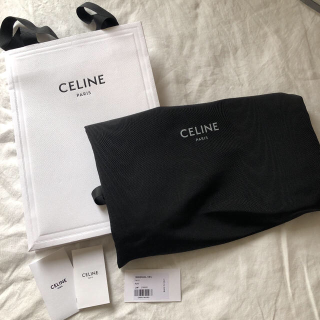 celine(セリーヌ)のセリーヌ  CELINE  ラゲージ　ナノ　ベビードラムドカーフスキン　コール レディースのバッグ(ショルダーバッグ)の商品写真