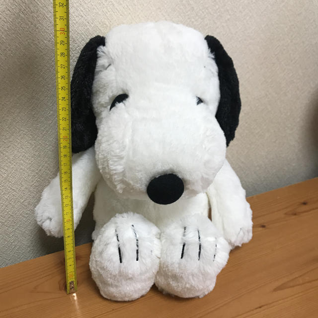 PEANUTS(ピーナッツ)のスヌーピー　ぬいぐるみ エンタメ/ホビーのおもちゃ/ぬいぐるみ(ぬいぐるみ)の商品写真