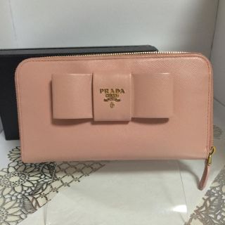 プラダ(PRADA)のプラダ サフィアーノ素材 長財布 リボン(財布)