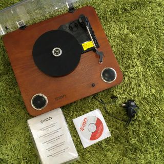 レコード　プレイヤー　スピーカー内蔵(ターンテーブル)