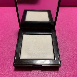 ローラメルシエ(laura mercier)のローラメルシエ　シークレット　ブラーリングパウダー　フォーアンダーアイズ(フェイスパウダー)