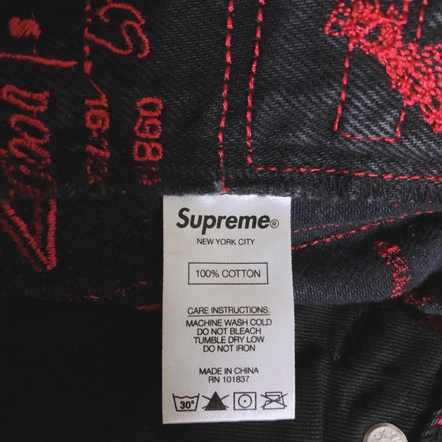 Supreme(シュプリーム)のsupreme checks embroidered jean 32 デニム メンズのパンツ(デニム/ジーンズ)の商品写真