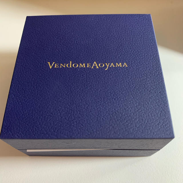 Vendome Aoyama(ヴァンドームアオヤマ)のヴァンドーム青山　ギフトボックス　ネックレス用 レディースのバッグ(ショップ袋)の商品写真