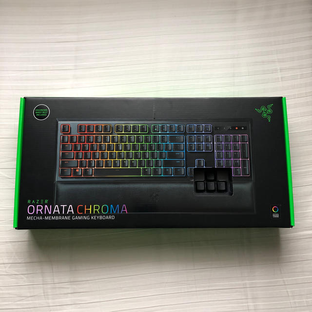 ゲーミングキーボードRazer ORNATA CHROMA