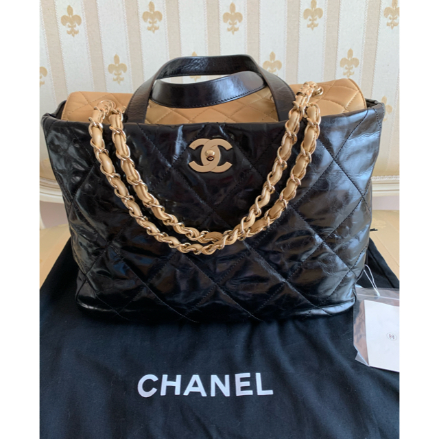 CHANEL(シャネル)のRIRI様専用　今週金曜日まで レディースのバッグ(ショルダーバッグ)の商品写真