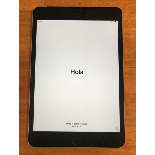 【美品】iPad mini 4 cellular 32GB SIMフリータブレット