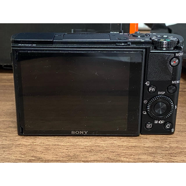 SONY(ソニー)のDSC-RX100M3 ＋　ACC-TRBX（アクセサリーキット） スマホ/家電/カメラのカメラ(コンパクトデジタルカメラ)の商品写真