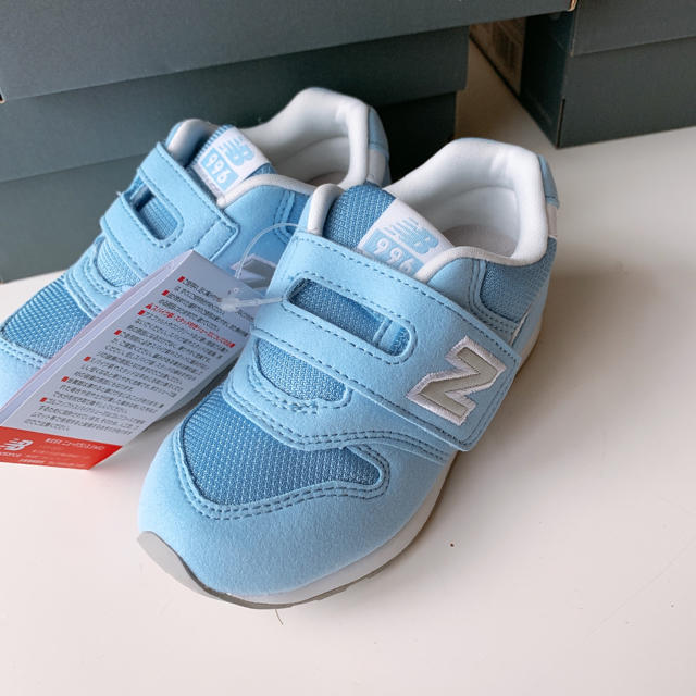 New Balance(ニューバランス)の14.5 新品 ニューバランス スニーカー 996 サックスブルー キッズ キッズ/ベビー/マタニティのベビー靴/シューズ(~14cm)(スニーカー)の商品写真