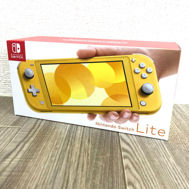 Nintendo Switch Lite イエロー　新品