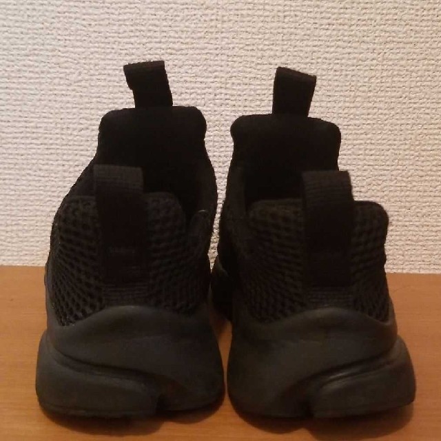 NIKE(ナイキ)の美品　NIKE　ナイキ　スニーカー　14.0センチ キッズ/ベビー/マタニティのベビー靴/シューズ(~14cm)(スニーカー)の商品写真