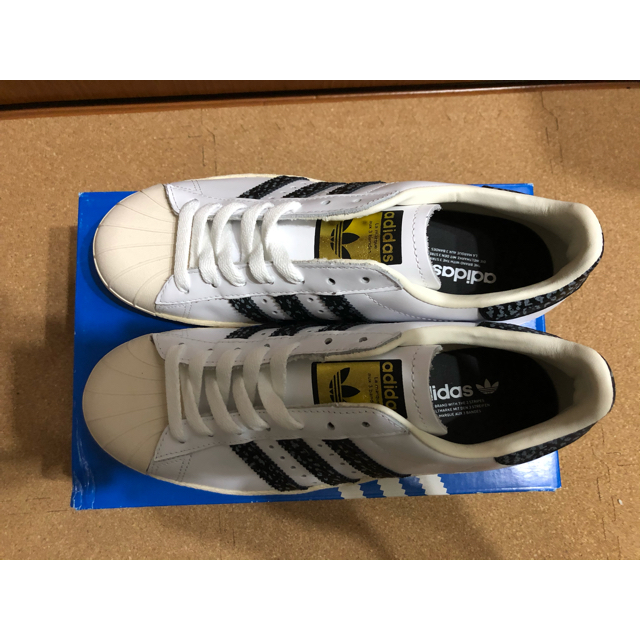 adidas(アディダス)の新品 24cm アディダス スーパースター ブラック グレー レディースの靴/シューズ(スニーカー)の商品写真