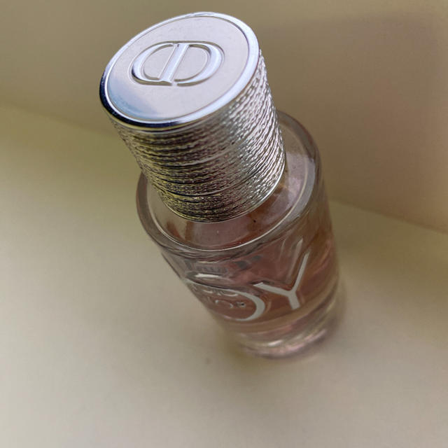 Dior(ディオール)のDior JOY 香水 30ml コスメ/美容の香水(香水(女性用))の商品写真