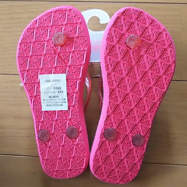 Roxy(ロキシー)のロキシービーチサンダル 18センチ キッズ/ベビー/マタニティのキッズ靴/シューズ(15cm~)(サンダル)の商品写真