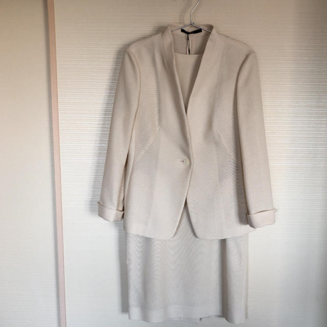 DAKS(ダックス)のダックス　ワンピーススーツ レディースのフォーマル/ドレス(スーツ)の商品写真