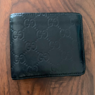 グッチ(Gucci)のGUCCI GG グッチシマ　二つ折財布　黒(折り財布)