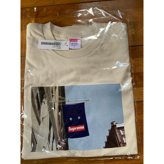 Supreme(シュプリーム)のsupreme banner T  Lサイズ　ナチュラル メンズのトップス(Tシャツ/カットソー(半袖/袖なし))の商品写真