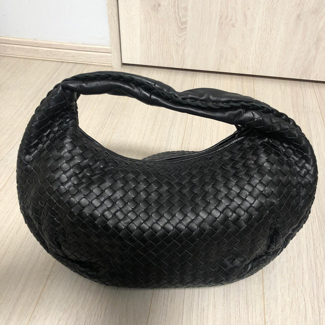 Bottega Veneta(ボッテガヴェネタ)のジャスミン様専用BOTTEGA VENETA黒バッグ レディースのバッグ(ハンドバッグ)の商品写真