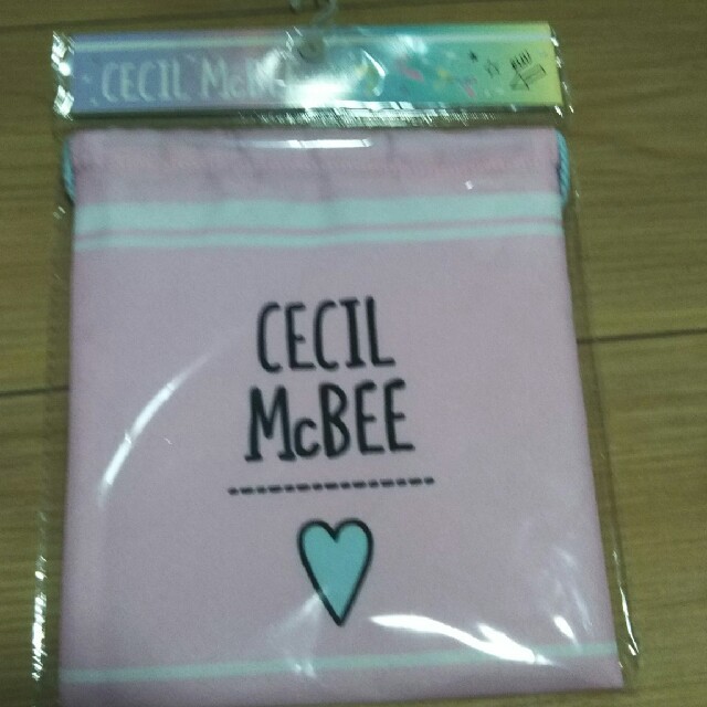 CECIL McBEE(セシルマクビー)のセシルマクビー  巾着ポーチ レディースのファッション小物(ポーチ)の商品写真