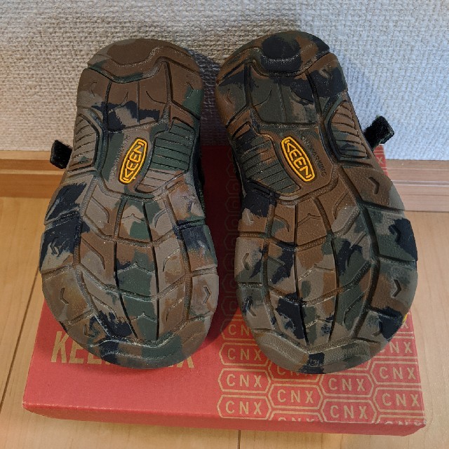 KEEN(キーン)のKEEN キーン サンダル　13.5cm キッズ/ベビー/マタニティのベビー靴/シューズ(~14cm)(サンダル)の商品写真