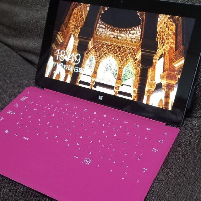 Microsoft(マイクロソフト)の☆nami様専用☆【Microsoft】Surface RT/ピンク スマホ/家電/カメラのPC/タブレット(ノートPC)の商品写真