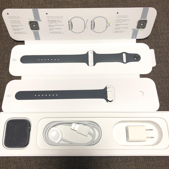 Apple Watch(アップルウォッチ)のApple Watch  series5  44mm メンズの時計(腕時計(デジタル))の商品写真