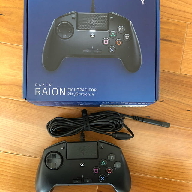 RAZER RAION FIGHTPAD FOR PlayStation4のサムネイル