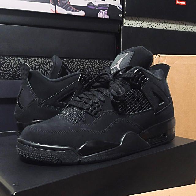 NIKE(ナイキ)のNIKE AIR JORDAN 4 "BLACK CAT" 28cm メンズの靴/シューズ(スニーカー)の商品写真