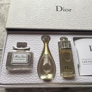 ディオール(Dior)のディオール　ミニ香水セット(香水(女性用))