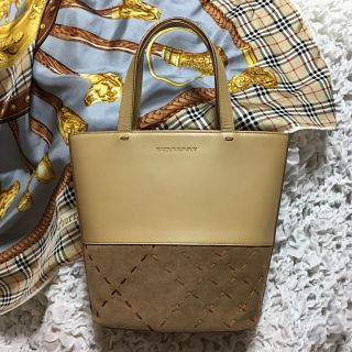 バーバリー(BURBERRY)のバーバリー ハンドバッグ(ハンドバッグ)